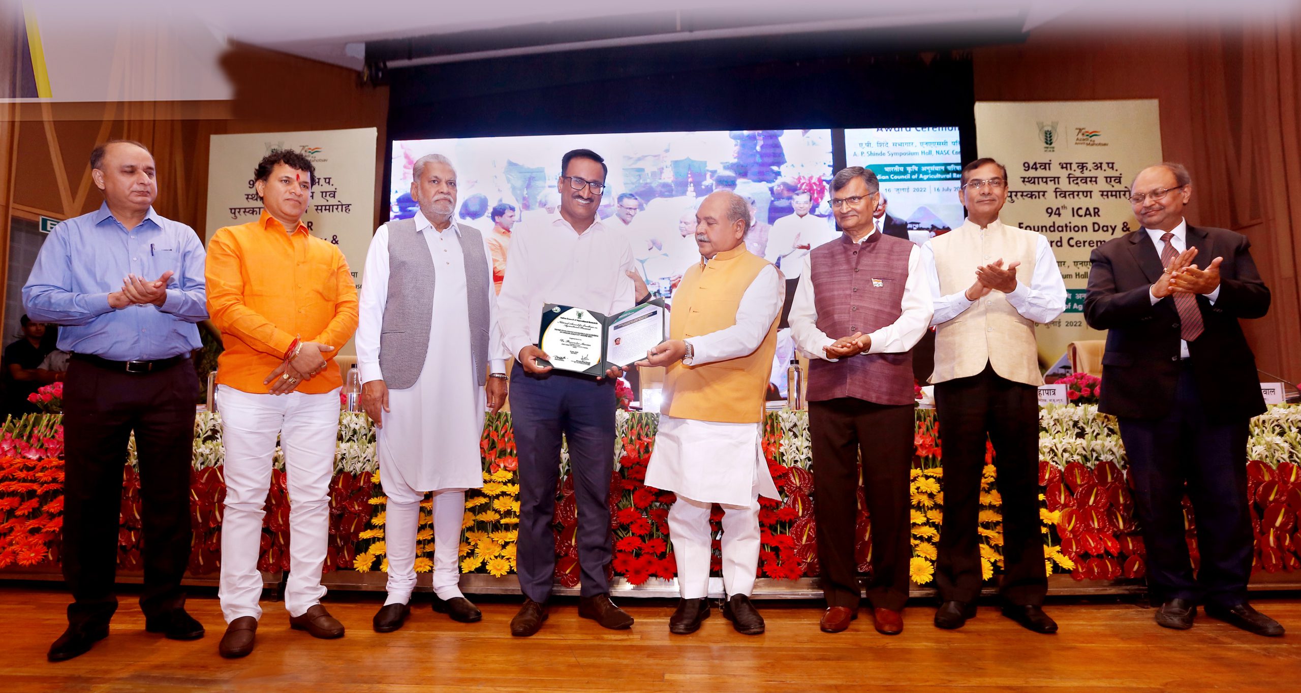 Dr Parvender Sheoran, Principal Scientist, ICAR-CSSRI was presented with Swami Sahajanand Sarswati Award